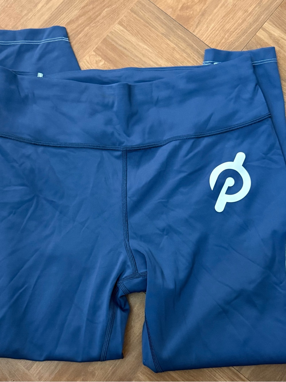 Blue Peloton athletic leggings, size L